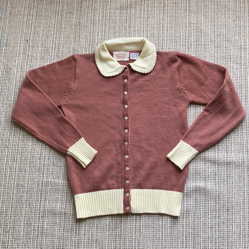 Vintage acrylic flower button up cardigan